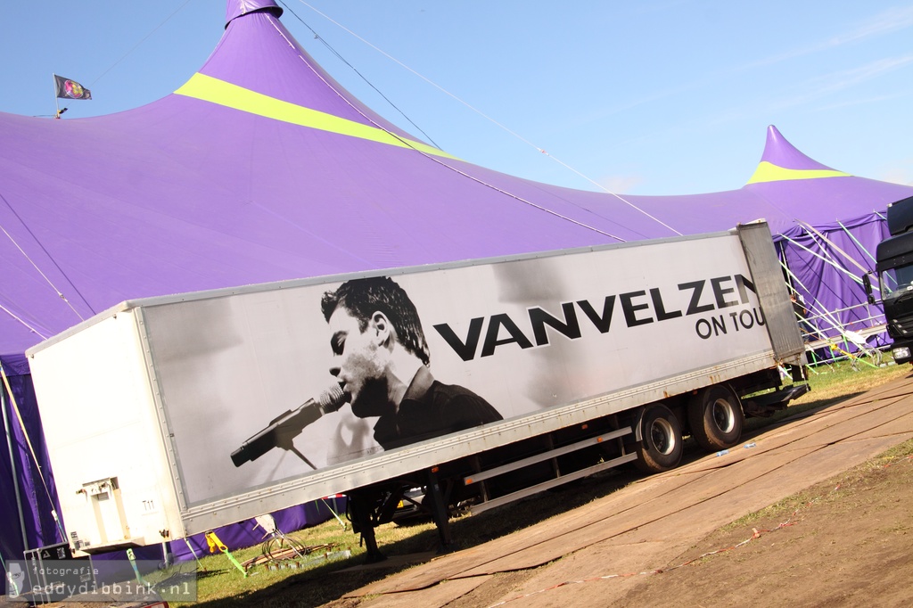 2011-07-15_17 Backstage Megatent - Zwarte Cross, Lichtenvoorde 003